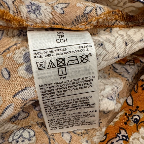 Old Navy Wrap Midi Floral Dress size XS - Picture 3 of 7